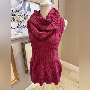 NWT! RED CAMEL Sweater Vest with Detachable Scarf